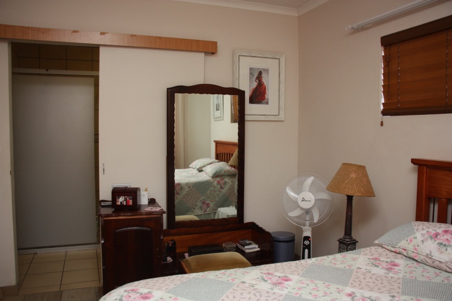 1 Bedroom Property for Sale in Langenhovenpark Free State